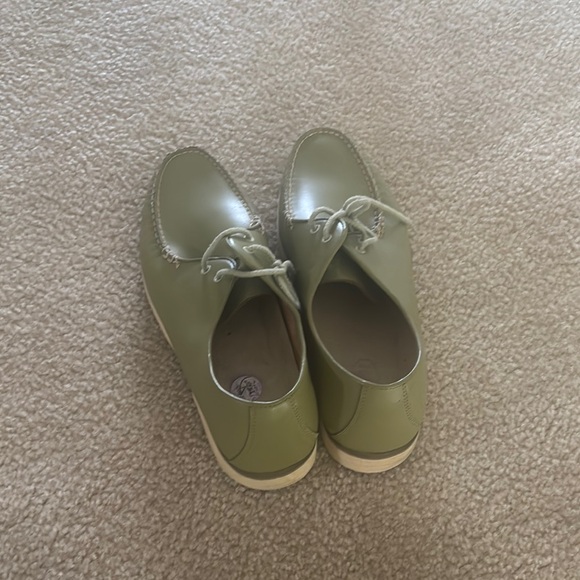 Sperry Olive Green Leather Boat Shoes – Classic Meets Modern - Picture 6 of 7